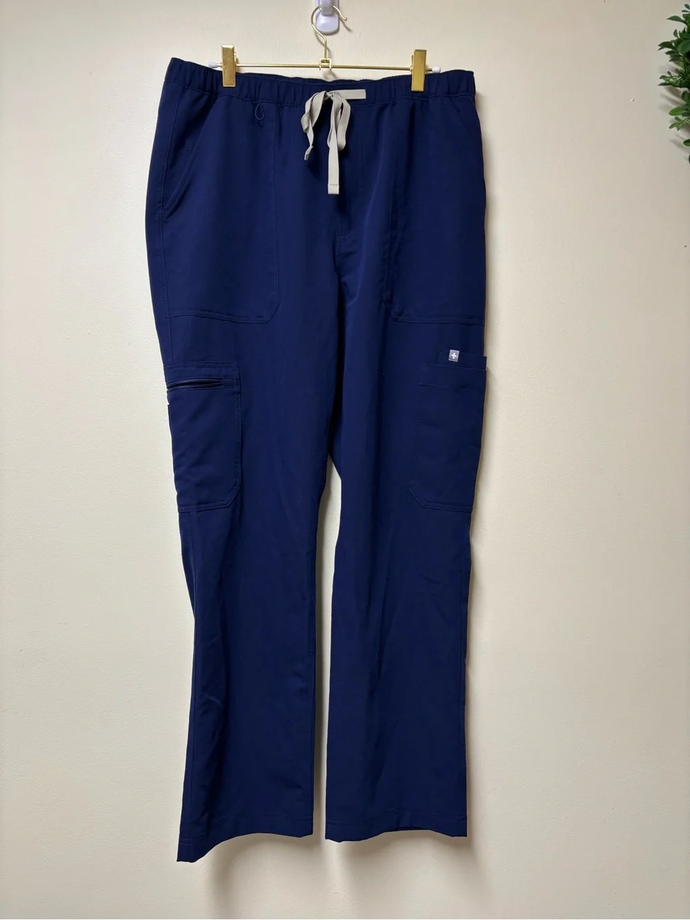 FIGS Cairo Men’s Scrub Pants Navy Blue PO 9379 Large